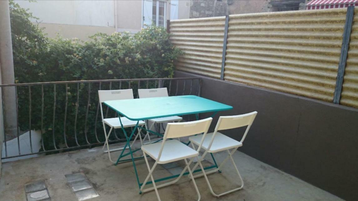 Appartement Appt 75m2 terrasse 12m2 à Tourbes Extérieur photo